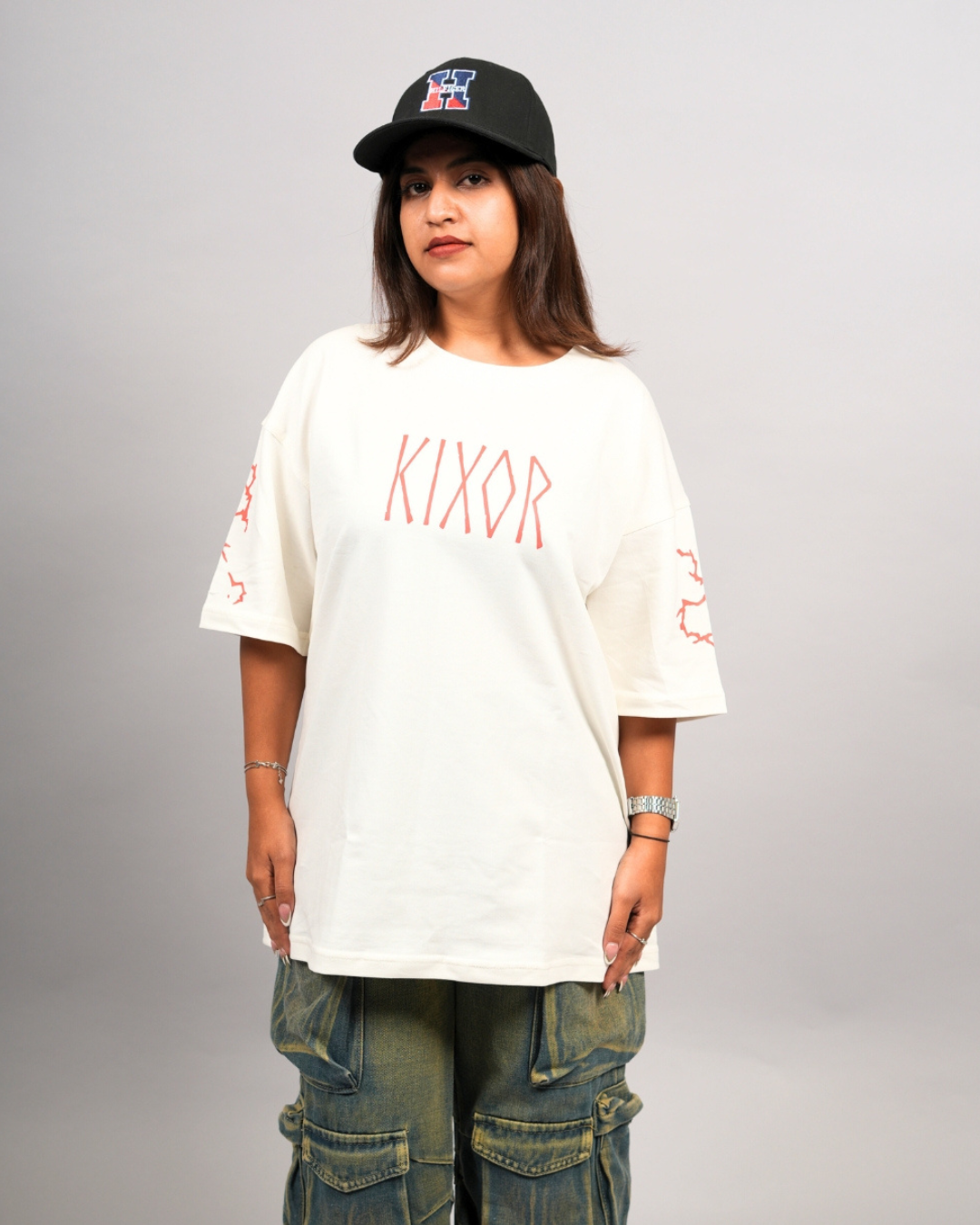 KIXOR "Lunar Hunt" Oversized T-Shirt – Off White